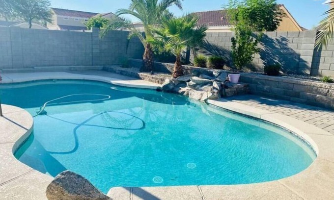 Sundial House | Peaceful Desert Home, close to State Farm Stadium