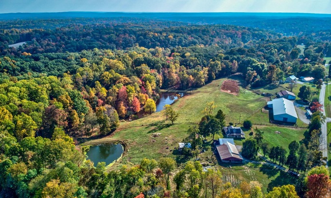 Morgantown Other | Peaceful Farm House - Great for Extended Stays