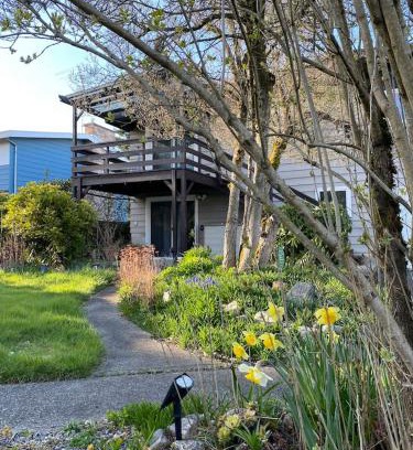 Kent House | Peaceful Home-Centrally Located West Hill, Kent