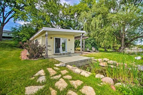 Horicon Apartment | Peaceful Horicon Studio with Rock River Access!