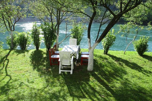 Bosanska Krupa House | Peaceful Oasis - house for rest and relaxation