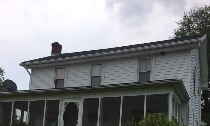 Brookville House | Peaceful Quaint Old Farm House & Barn on 45 acres of fields & woods