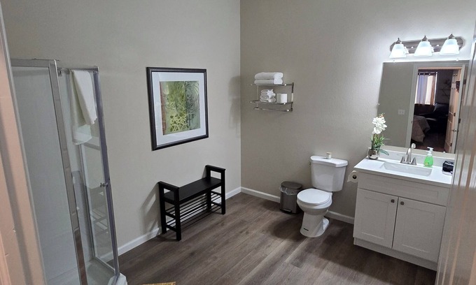 Pahrump House | Peaceful Serene Desert Retreat 3-Bedroom, 2-bath in Pahrump, NV with amenities