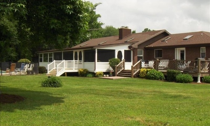 Cambridge House | Peaceful Waterfront Retreat ~ 23 Private Acres With Dock & Pool