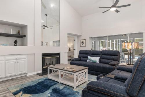 Ocala House | Peacock Paradise