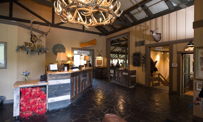 Peaks Cabin | Peaks of Otter Lodge