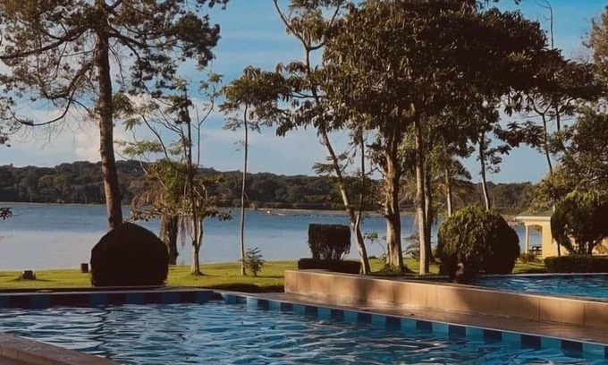 Kalangala Hotel | Pearl Gardens Beach Resort Kalangala