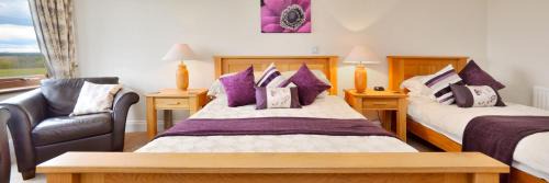 Nine Mile Burn Bed & Breakfast | Peggyslea Farm B&B