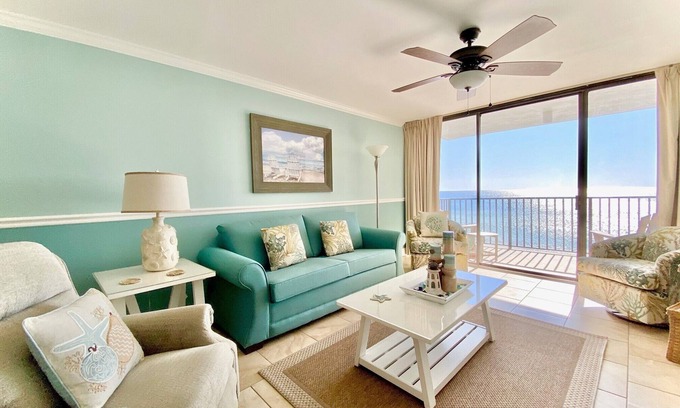 Holiday Beach Condo | Pelican Walk 504- Free Beach Chairs Gulf Front!