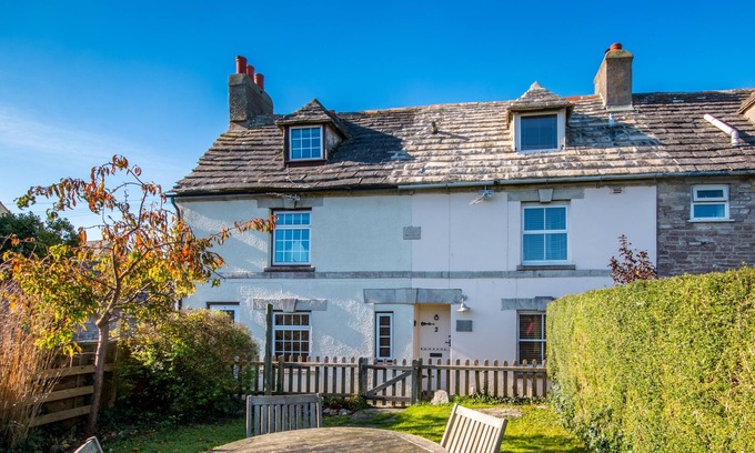 Langton Matravers Cottage | Pembroke Cottage - gorgeous Purbeck stone cottage with open fire