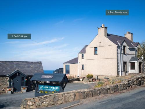 Rhyd-y-clafdy House | Pen 'isar Lon Farm