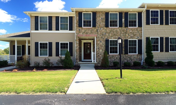 State College House | Penn State - Happy Valley - Townhome - 5 min to town