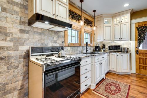 Williamsport House | Pennsylvania Abode Near Little League World Series