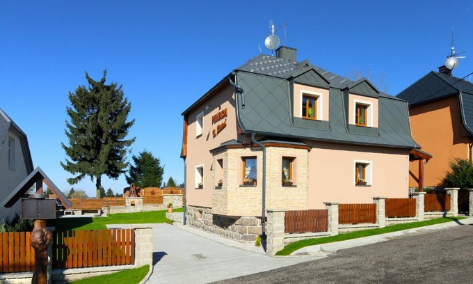 Horni Blatna House | Pension H.Blatná