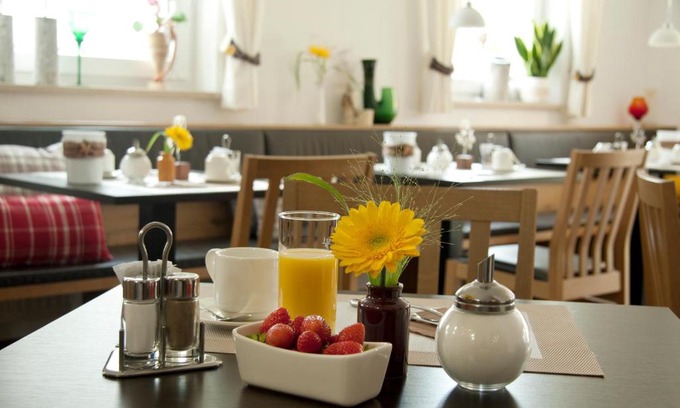 Altenerding House | Pension Sperlhof