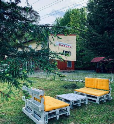 Cartisoara House | Pensiunea Păstrăvul
