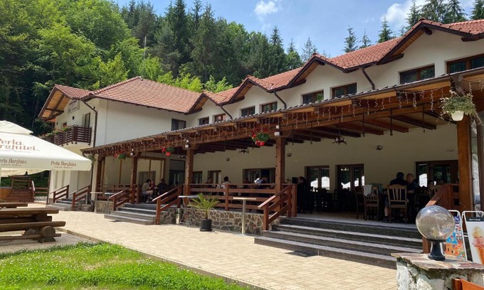 Remetea House | Pensiunea Perla Codrului