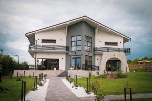 Ardud House | Pensiunea Viilor