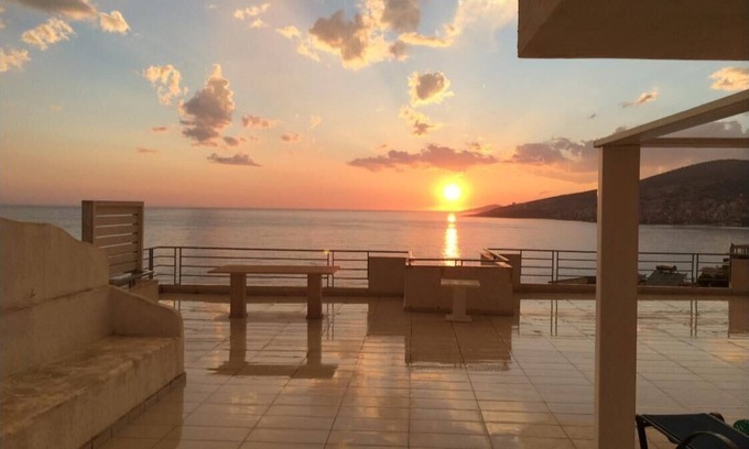Sarande Resort | Penthouse 200m from the sea