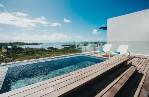 Calebasses Villa | Penthouse H70 St Antoine Residence