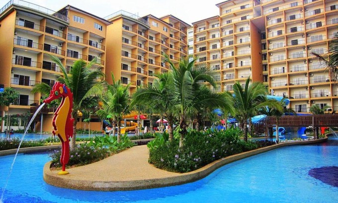 Endah Resort | PENTHOUSE MOLEK