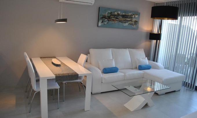 Los Altos Apartment | Penthouse Oasis Beach Los Altos