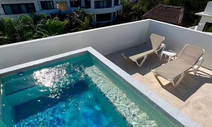 Francisco Uh May Apartment | Penthouse - Private - Pool & Heated Jacuzzi & Rooftop A3022B