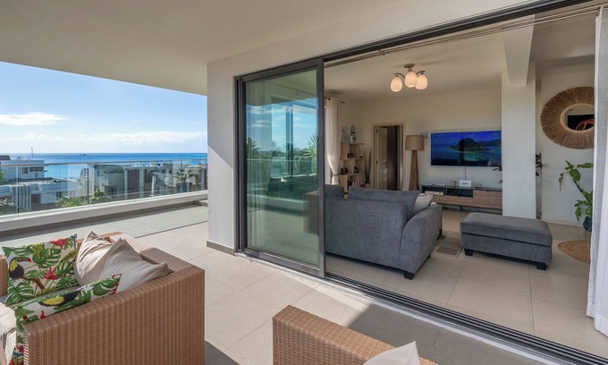 Trou aux Biches Apartment | Penthouse sea view in Mont Choisy, 120m2 terrace