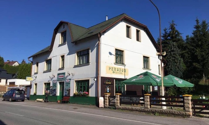 Cista u Horek House | Penzion a restaurace U Červinků