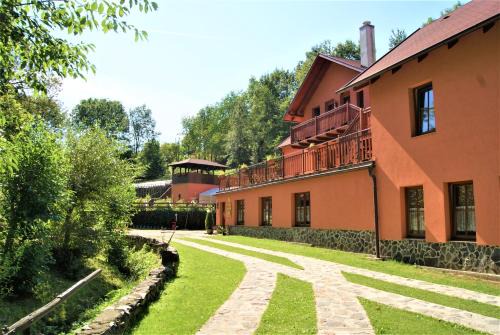 Milesov House | Penzion Liškův Mlýn