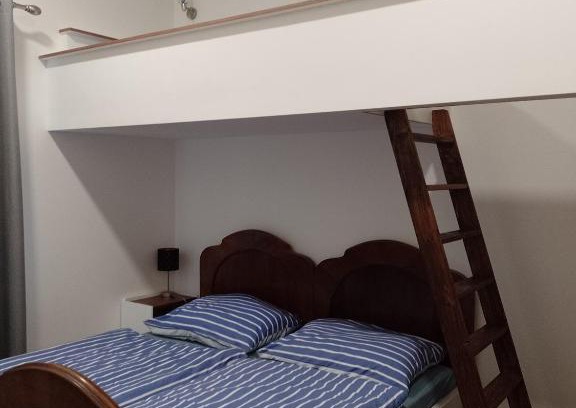 Kraluv Dvur House | Penzion Litohlavy 17 - Na samotě u lesa