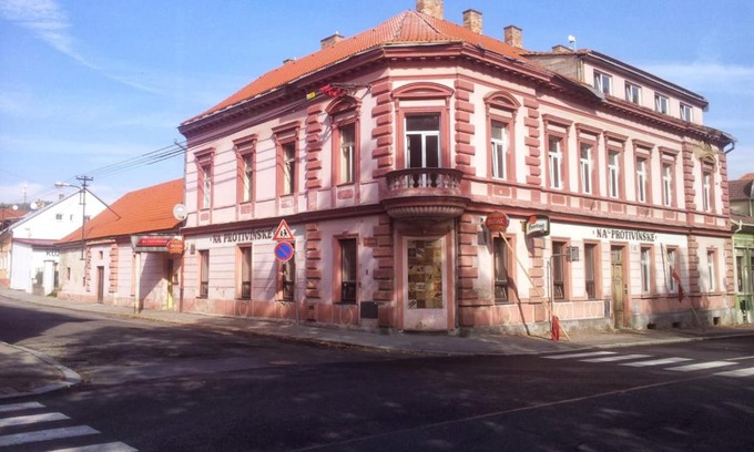 Strakonice Apartment | Penzion Na Protivínské