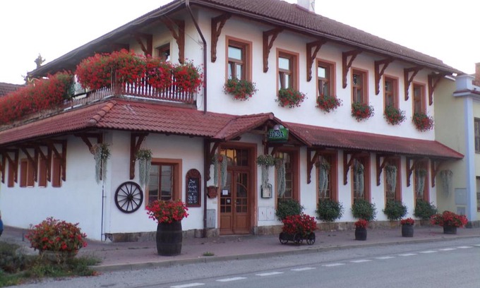 Libun House | Penzion Restaurace u Helferů
