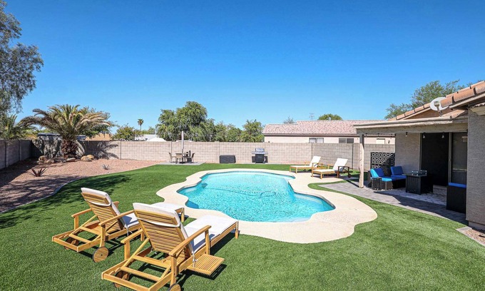 Summersett Village House | Peoria Paradise, Pool, Sports Complex, family friendly