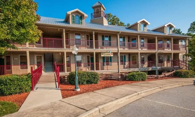 Clarkesville Condo | Perfect 2BD family vacation spot with Family Friendly Resort Activities on site