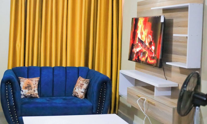 Kisumu Apartment | Perfect Getaway: Quiet, 1-Bedroom Private Balcony. Walk to Kisumu Airport.