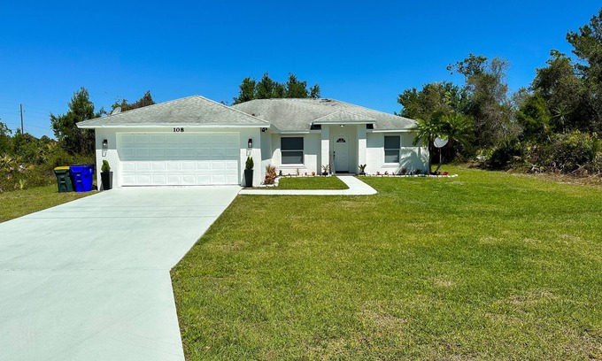 Placid Lakes House | Perfect, Relaxing King Bed Suite w/Free Parking