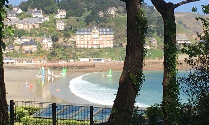 Perros-Guirec Villa | Perros-Guirec - Villa 4* - Ideally located sea view - 8 to 12 pers