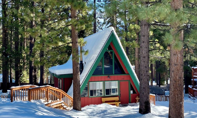 Country Club Estates Cabin | Pet Friendly A Frame in Tahoe