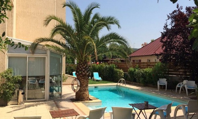 Sud Hotel | Pet-friendly Hotel Close to Parc des Collines de Cuques! w/Breakfast & Pool!