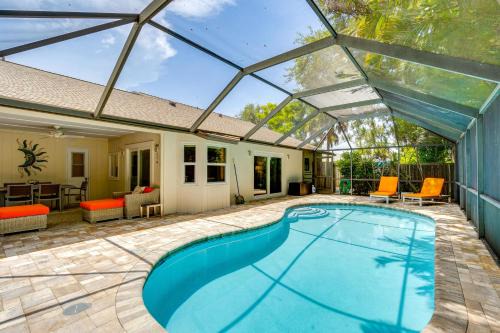 South Venice House | Pet-Friendly Home with Pool, Close to Venice Beaches