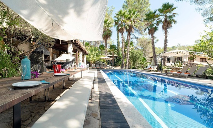 Olivella Villa | Pet-Friendly Villa Palmeras Sitges Hills with Pool & Wi-Fi