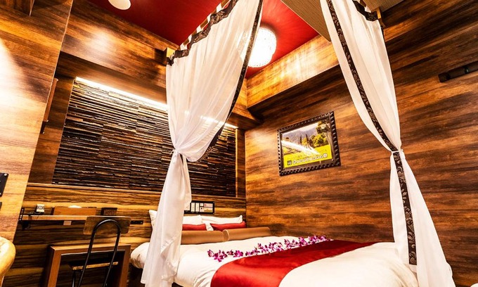 Shinjuku Hotel | Petit Bali Forest Shinjuku Sanchōme
