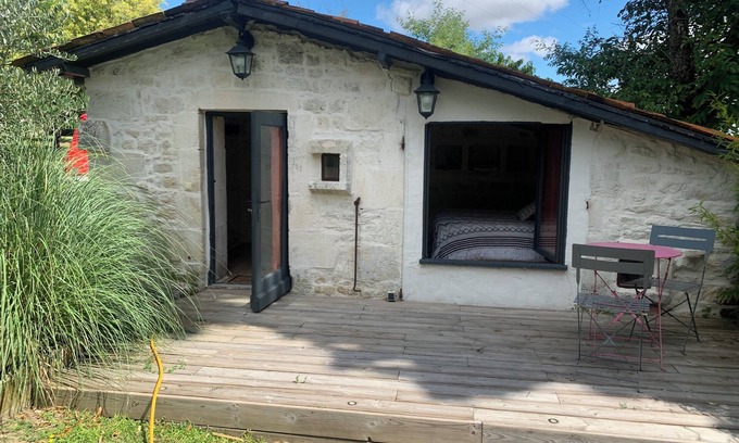 Saint-Savinien Apartment | Petit Espace Cosy et Plein de Charme Pour une Escale en duo