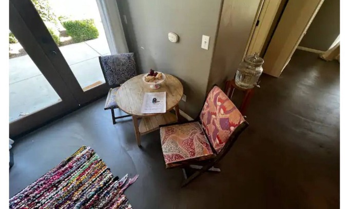 Callender House | Petite Barn