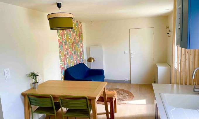 Floirac House | Petite Maison au Calme Avec Jardin aux Portes de Bordeaux