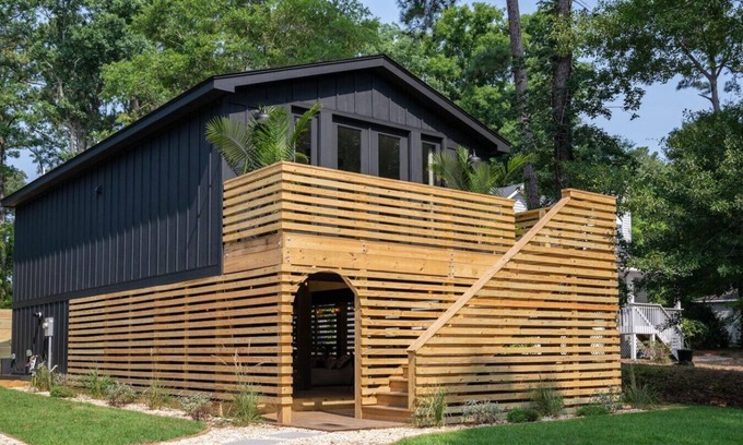 Kitty Hawk House | Petite Noire - Hot Tub - Copper Soaking Tubs!