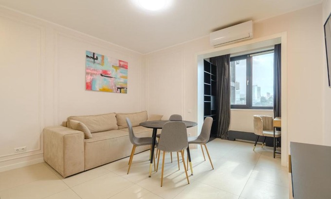 Kyiv Apartment | Petrovdom Apartments 13-141 in RC New York Concept House, 74 Antonovycha Street