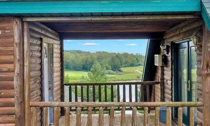 Glennie Cabin | Phantom Pines Lodge | 3-Story, Private Golf Course View
