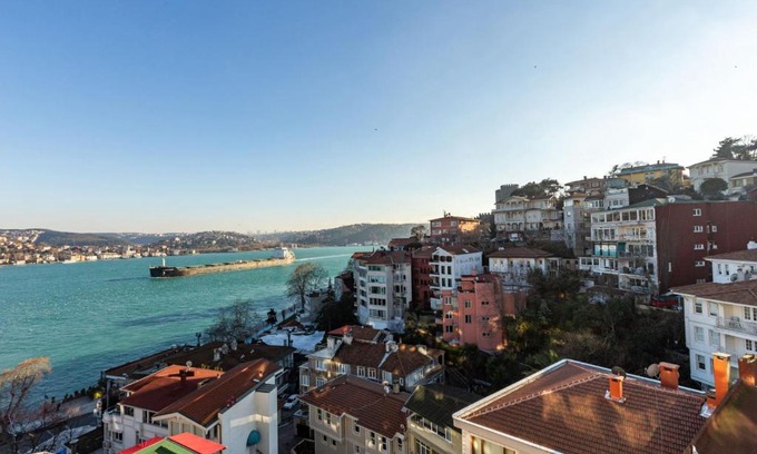 Rumeli Hisari Apartment | Phenomenal
